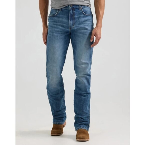 Wrangler Retro Western Cowboy Country Slim Straight Jeans 35x32 - Picture 1 of 8